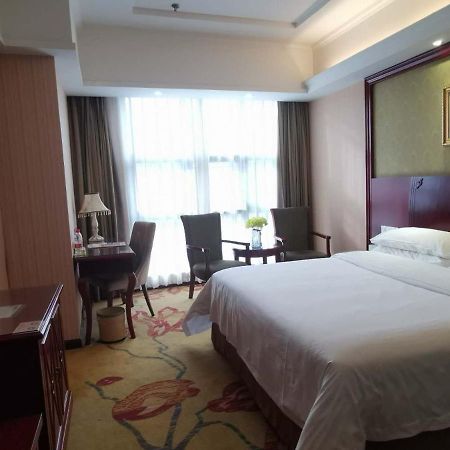 Vienna Hotel Chaozhou Plaza Dış mekan fotoğraf