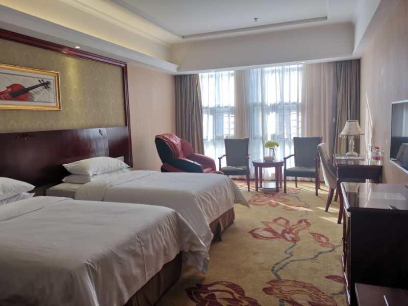 Vienna Hotel Chaozhou Plaza Dış mekan fotoğraf
