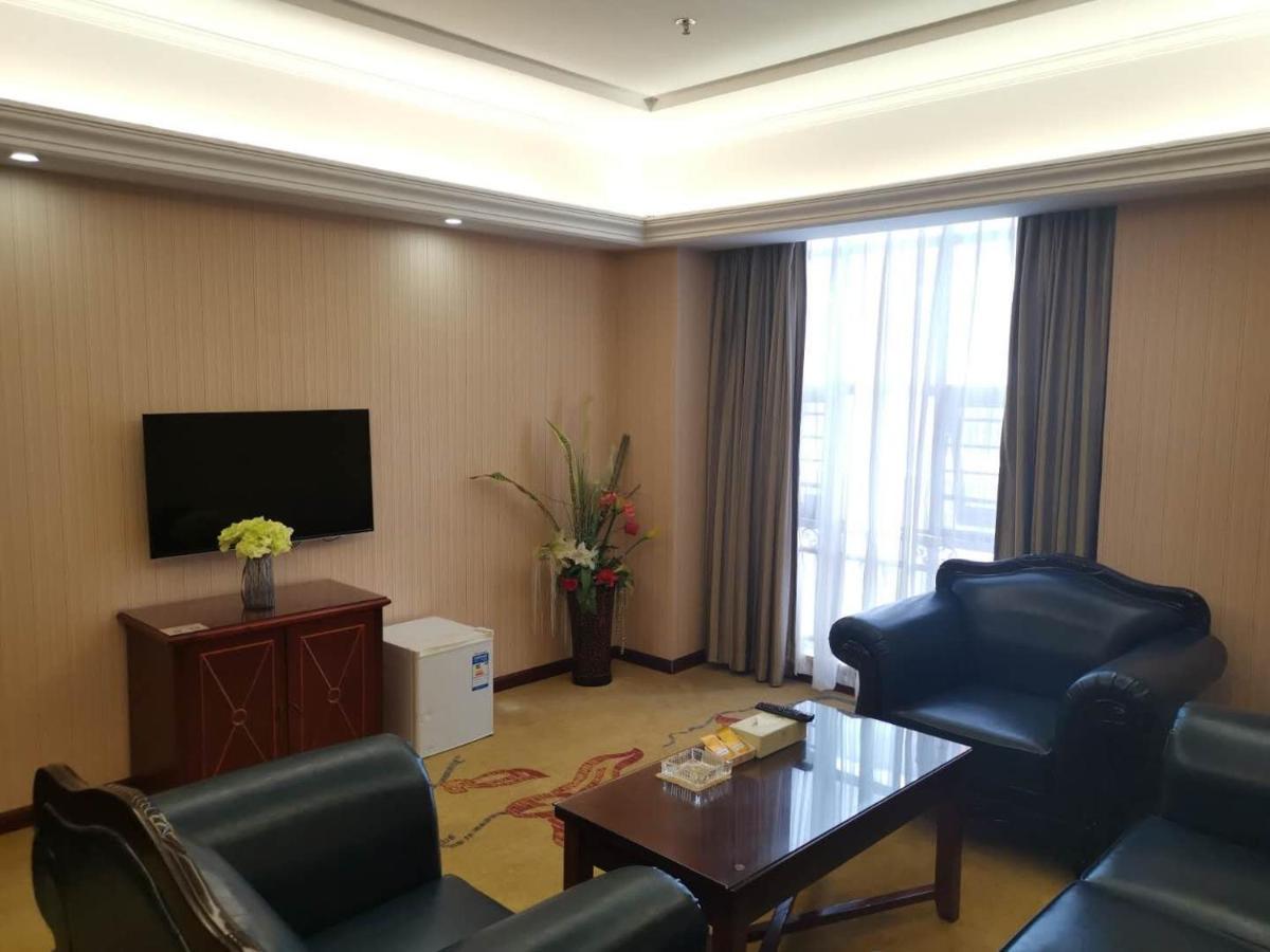 Vienna Hotel Chaozhou Plaza Dış mekan fotoğraf
