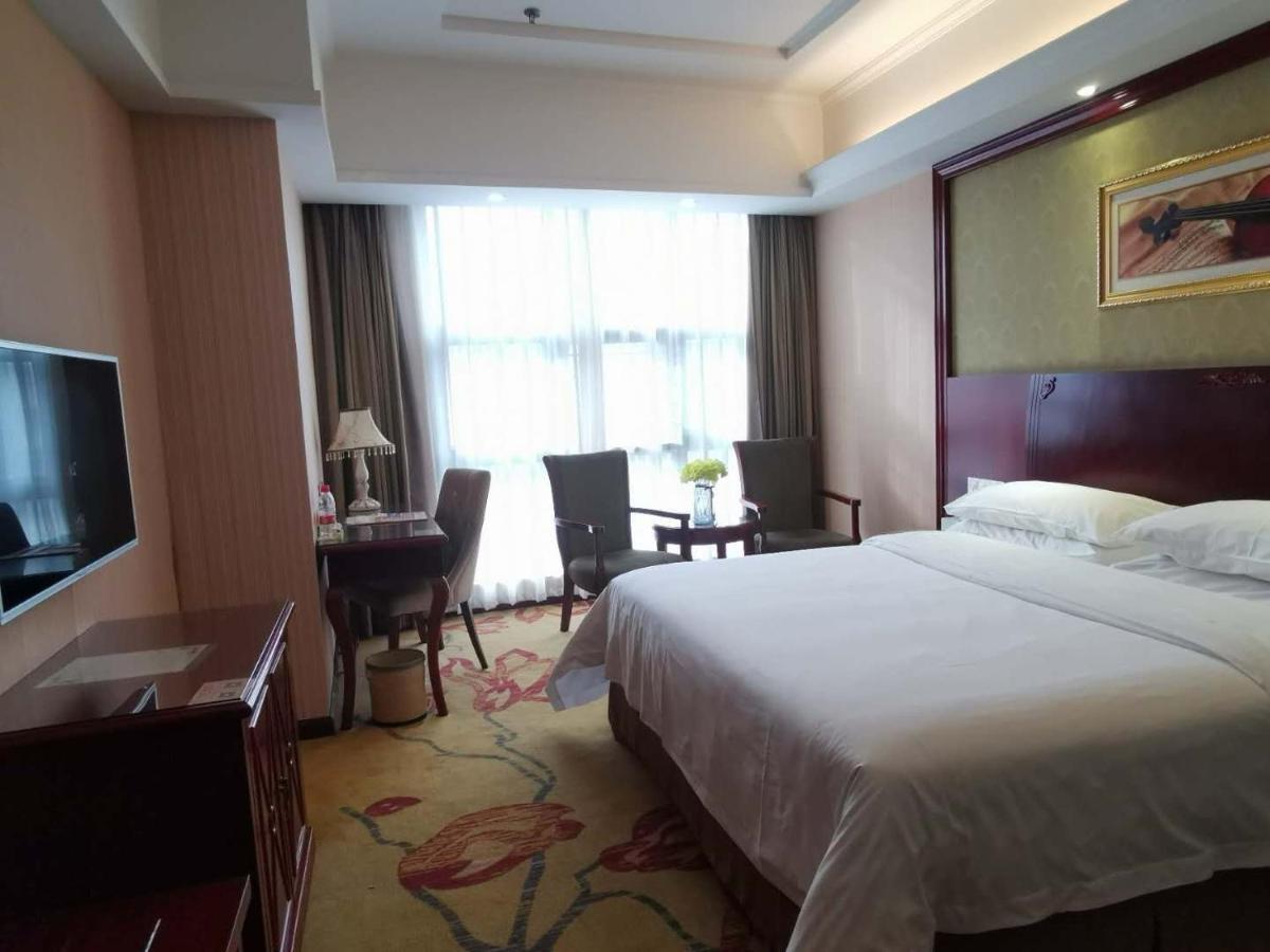 Vienna Hotel Chaozhou Plaza Dış mekan fotoğraf